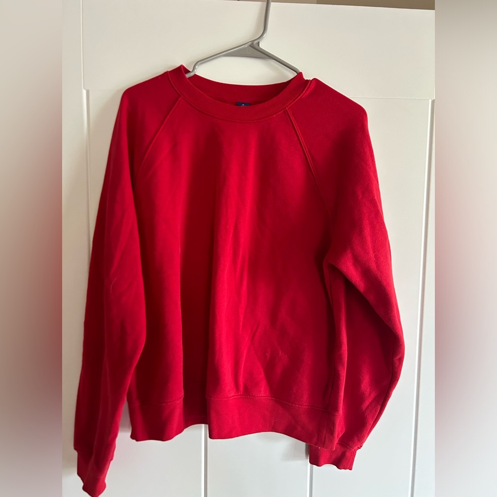 Old Navy Long Sleeved Red Sweatshirt Size M Tall